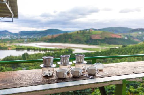 Vorbereitungen für vietnamesischen Kaffee,