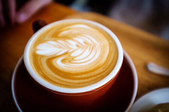 Eine Tasse Cappuccino